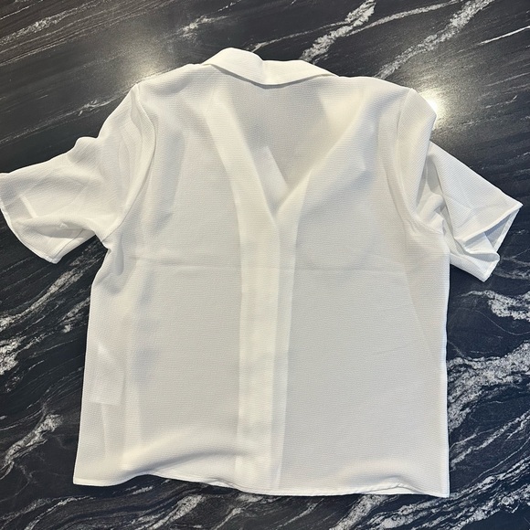 NWT ONLY Button Shirt - Picture 3 of 5